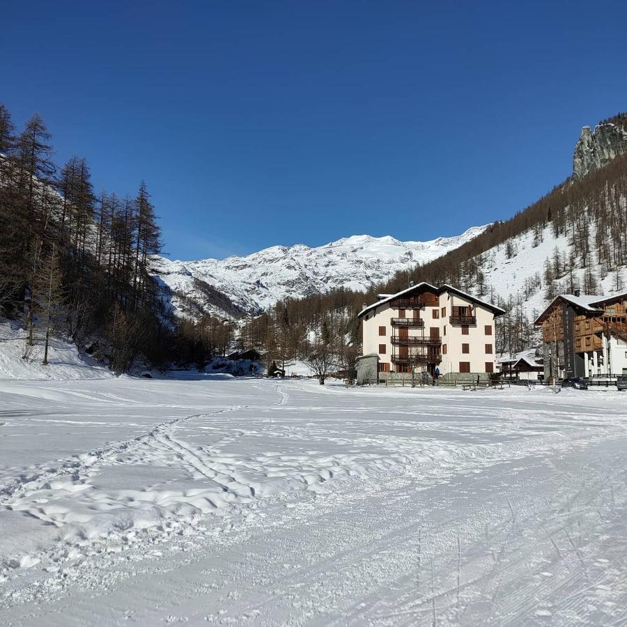 Appartement Trilocale 75 mq.partenza seggiovia Jolanda Trinité à Gressoney-la-Trinité Extérieur photo